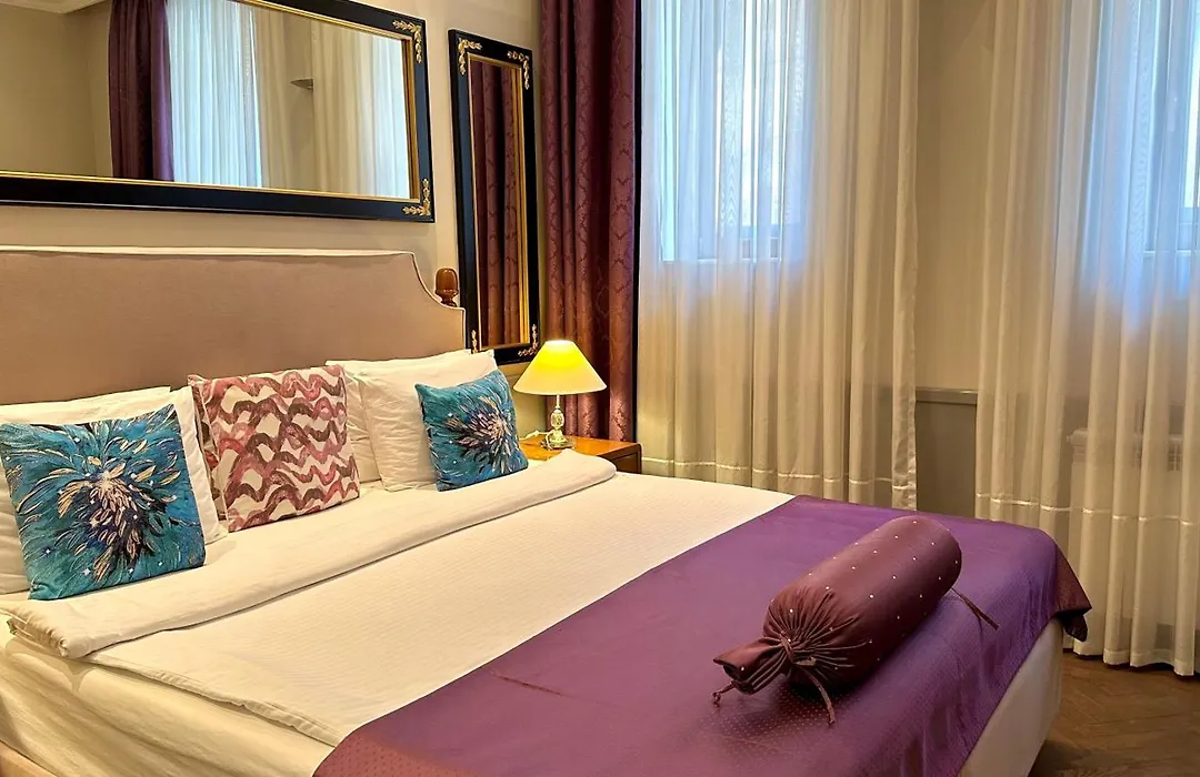 Seven Rooms Boutique Hotel-1